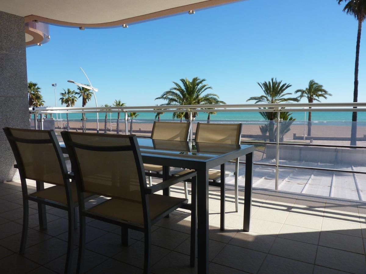 Apartamentos Deluxe Пеніскола Номер фото